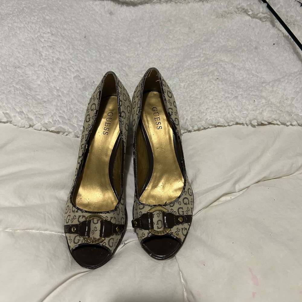 Guess heels